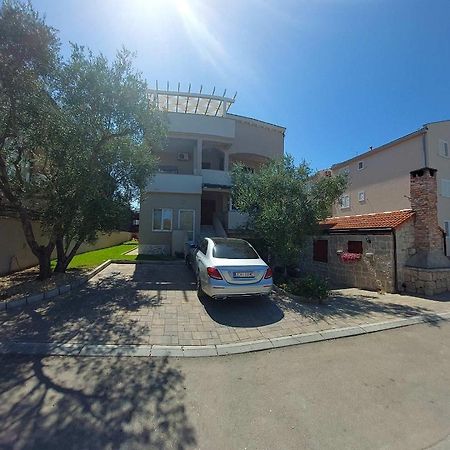Apartments Stipe Biograd Na Moru Exterior photo