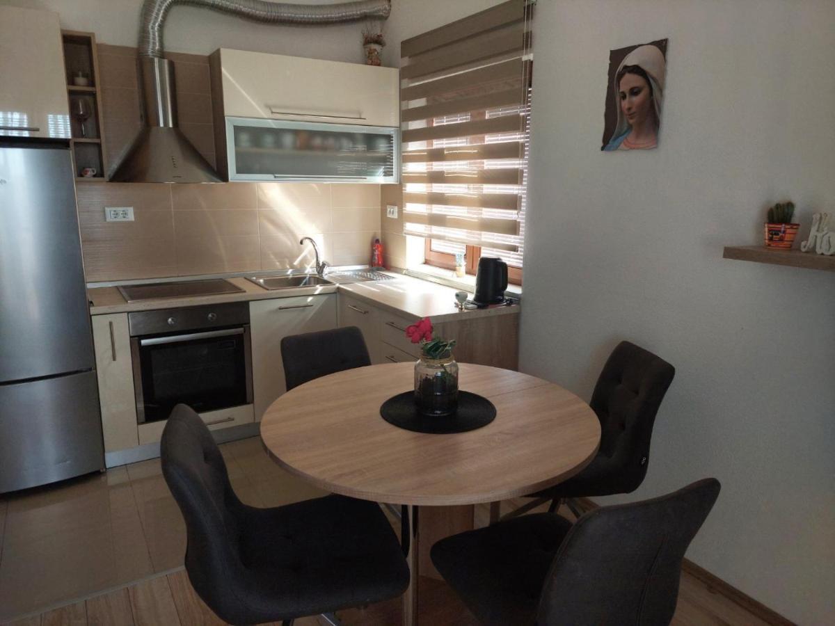 Apartments Stipe Biograd Na Moru Exterior photo