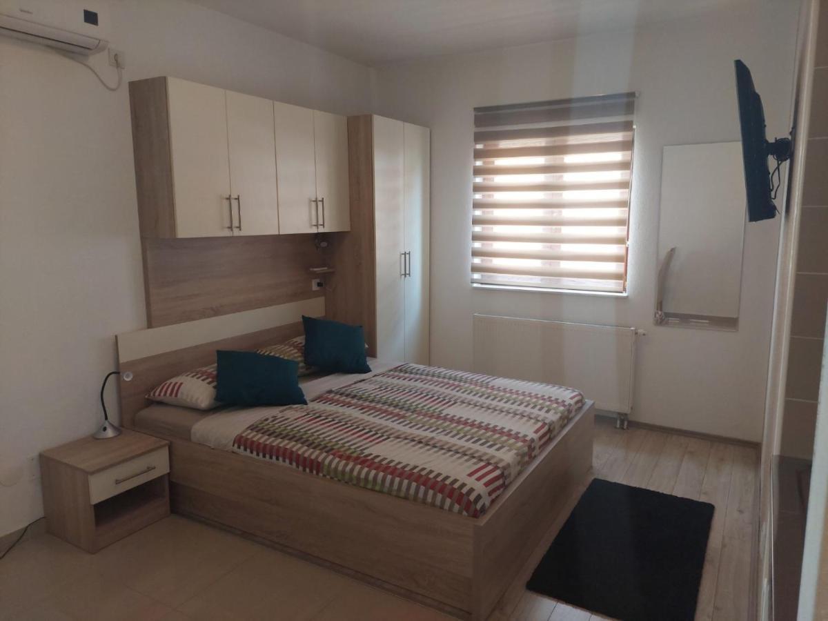 Apartments Stipe Biograd Na Moru Exterior photo
