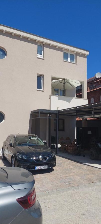Apartments Stipe Biograd Na Moru Exterior photo